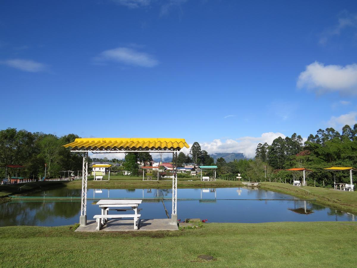 Finca Recreacional Marcelandia Santa Rosa de Cabal Exterior photo